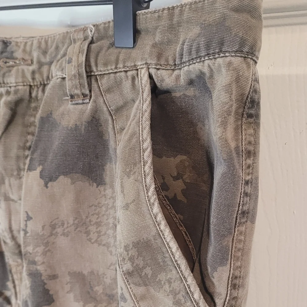 Anchor Blue Men's Camouflage Cargo Shorts
